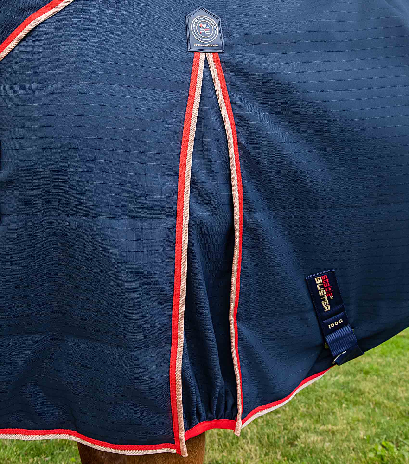 Premier Equine Stable Buster 100g Stable Rug with Neck Cover by Premier Equine at Try a Bit