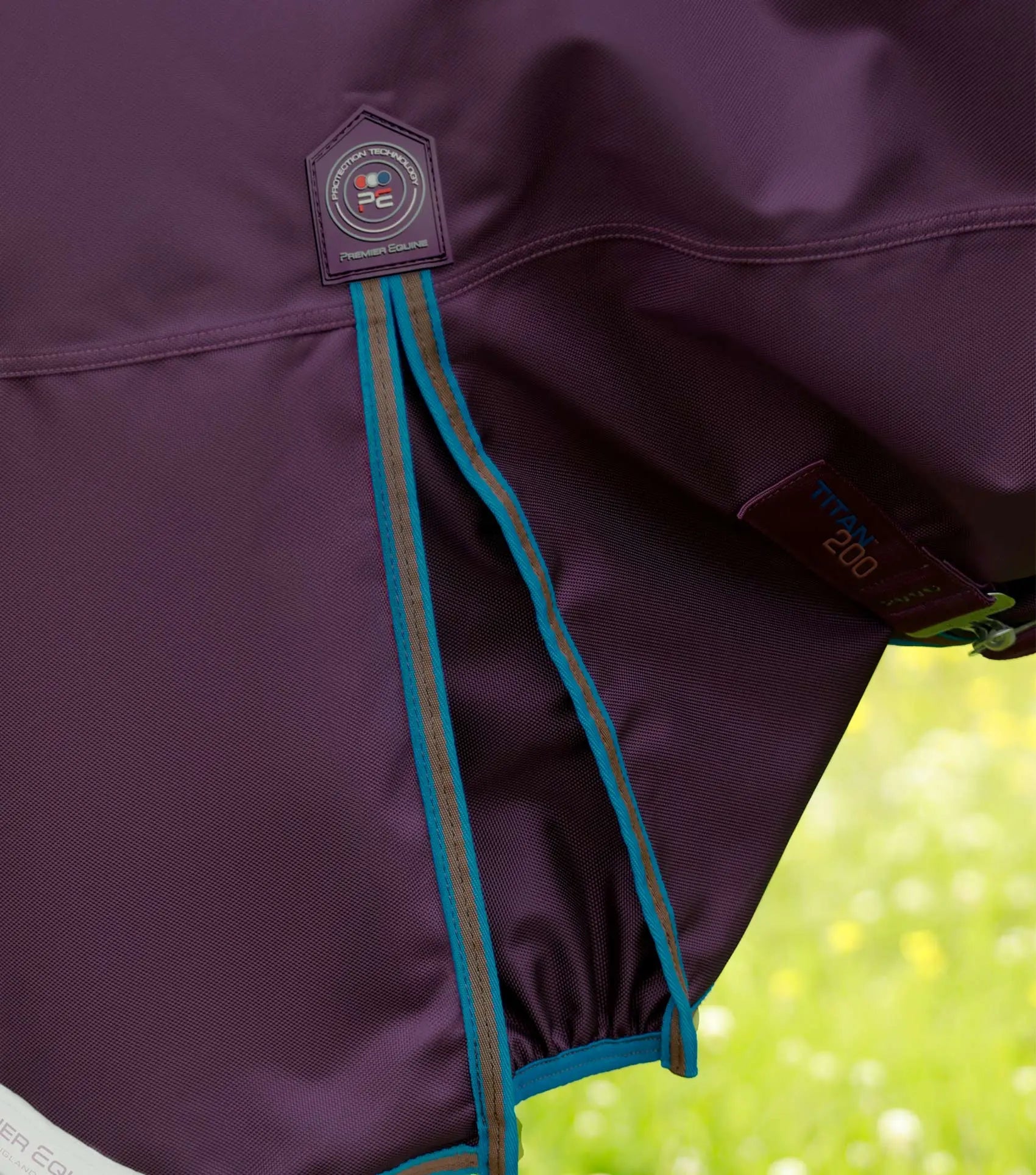 Premier Equine Titan 200g Turnout Rug with Snug-Fit Neck Cover by Premier Equine at Try a Bit