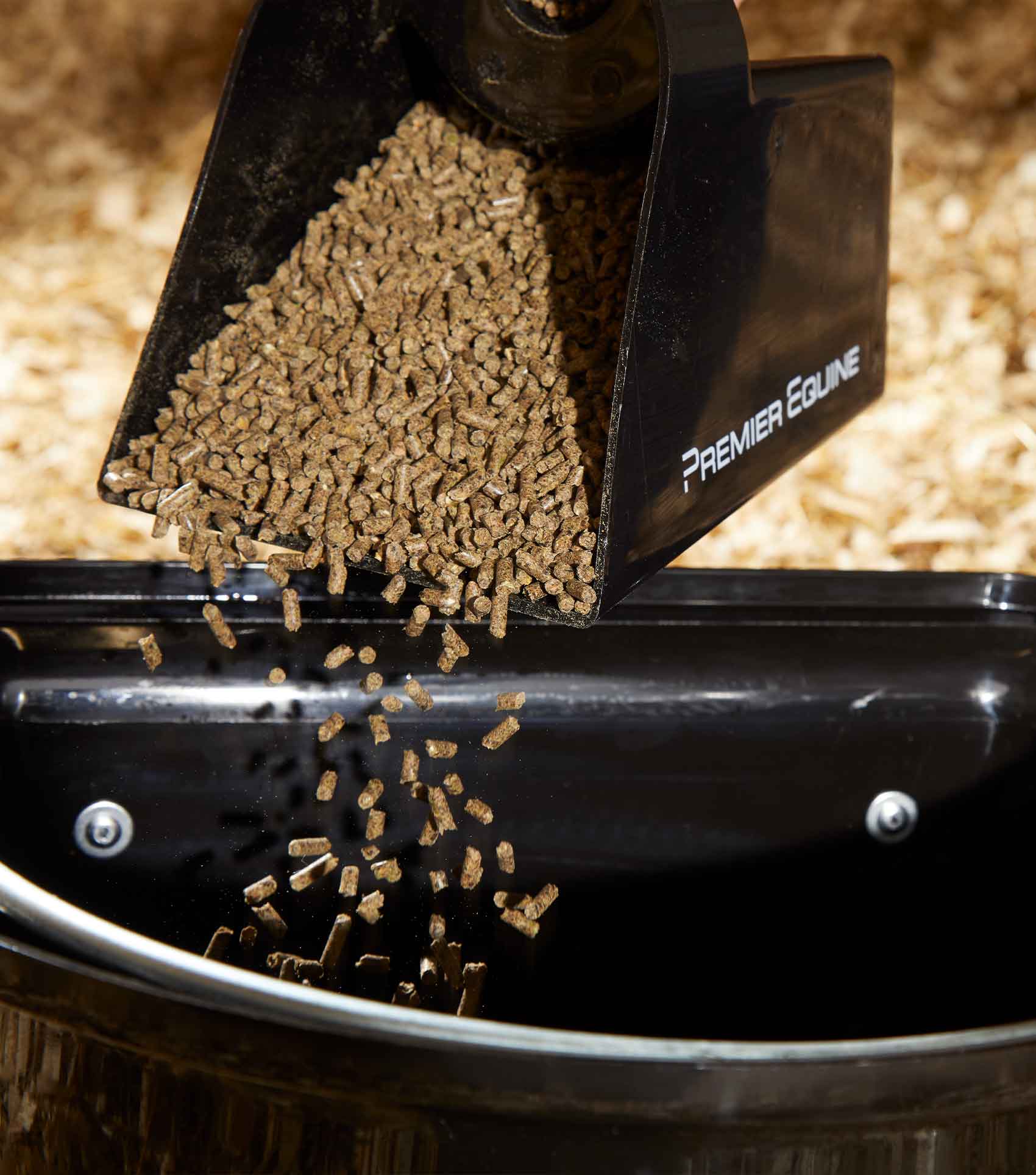 Premier Equine Hook Over Manger by Premier Equine at  Try a Bit