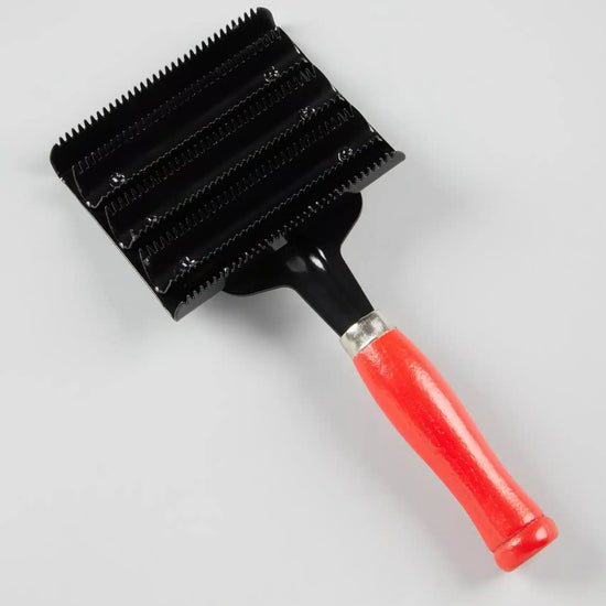 Premier Equine Jockey Metal Curry Comb by Premier Equine at  Try a Bit