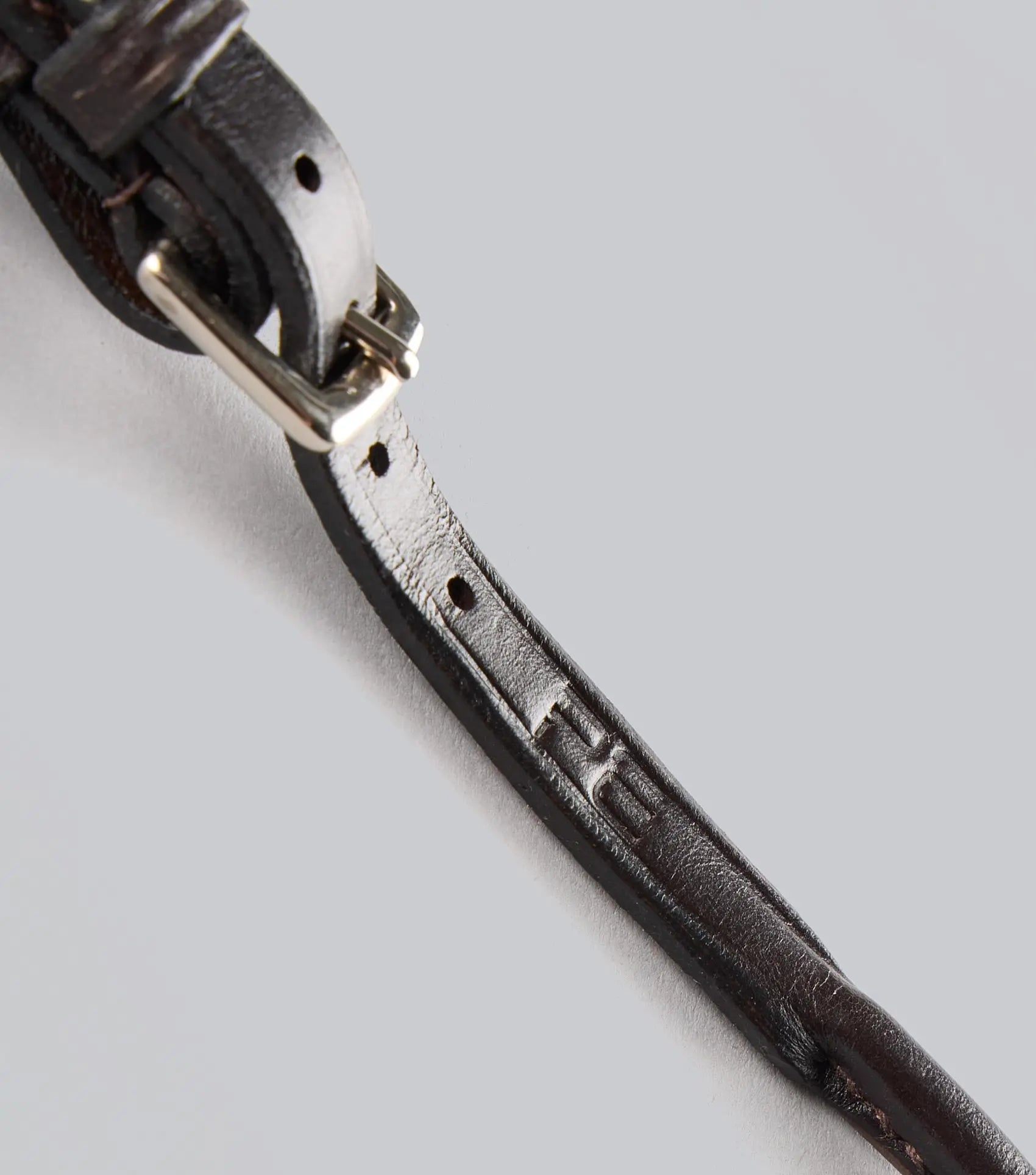 Round Lip Strap Dark Havana