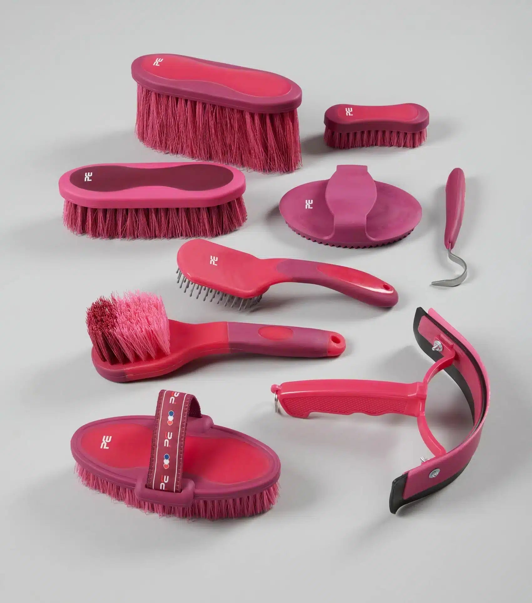 Premier Equine Soft-Touch Grooming Kit Set - 9 Pieces by Premier Equine at  Try a Bit